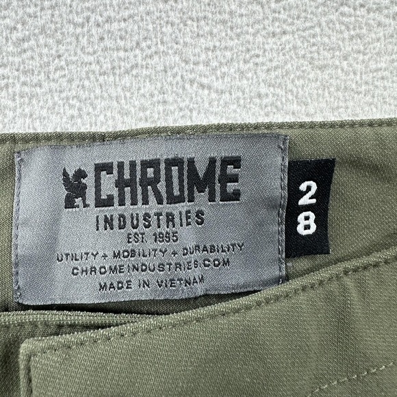 Chrome Industries Shorts Mens 28 Olive Green Cycling Commuter Stretch Utility - Picture 5 of 12